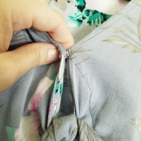 Umgee Floral Gray Maxi Dress Ruffle Hem Short Flutter Sleeves High Low S Cottage - Picture 10 of 12